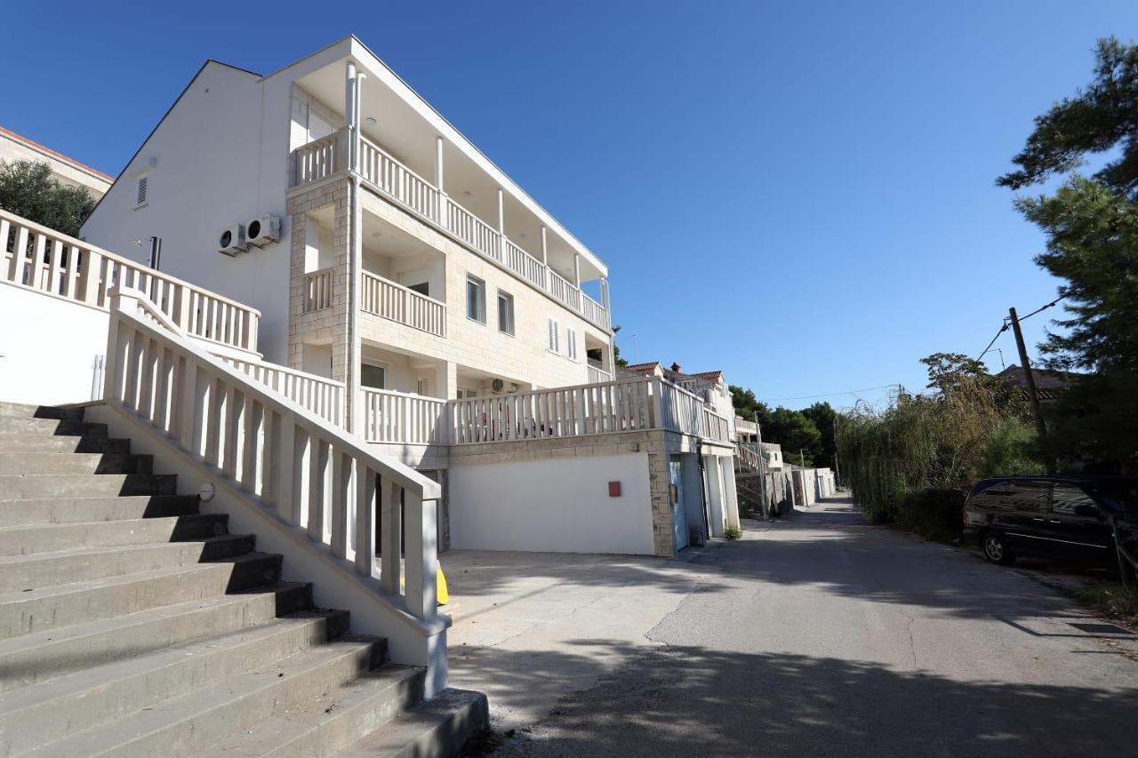Sea View Apartments Selca  Экстерьер фото