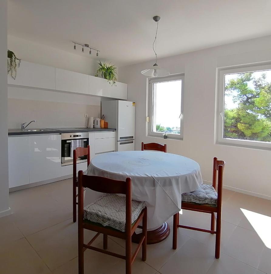 Sea View Apartments Selca  Экстерьер фото
